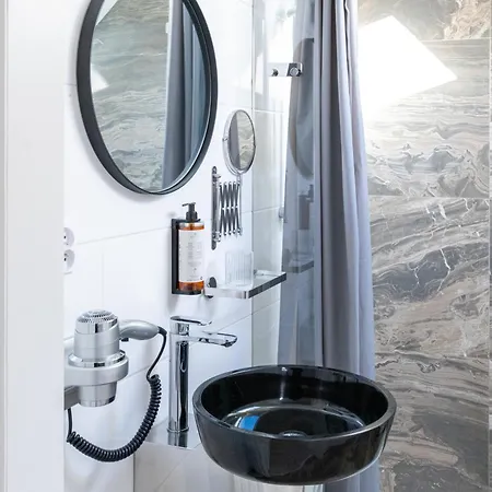 Dom Pracy Tworczej Stowarzyszenia Filmowcow Polskich W Sopocie *