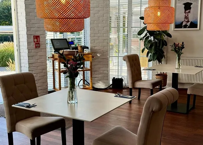 Dom Pracy Tworczej Stowarzyszenia Filmowcow Polskich W Sopocie