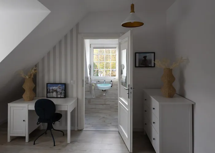 Dom Pracy Tworczej Stowarzyszenia Filmowcow Polskich W Sopocie