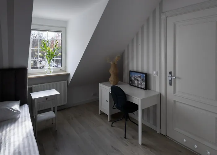 Dom Pracy Tworczej Stowarzyszenia Filmowcow Polskich W Sopocie Otel *