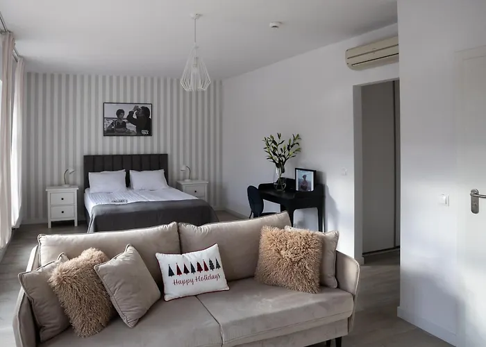 Dom Pracy Tworczej Stowarzyszenia Filmowcow Polskich W Sopocie Otel